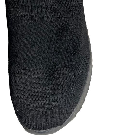 Skechers Women's Memory Foam Slip On Sneaker Black Size 6 - Picture 11 of 11